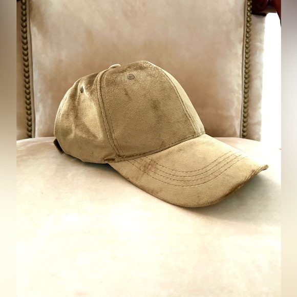 Velvet Baseball Cap in Camel with Adjustable Strap- New! - Picture 7 of 12